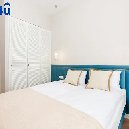 アパートホテル Nad Zatoka Deluxe By Rent4you 3*