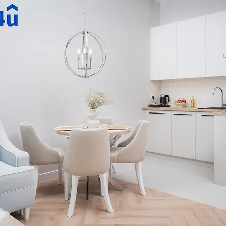 アパートホテル Nad Zatoka Deluxe By Rent4you